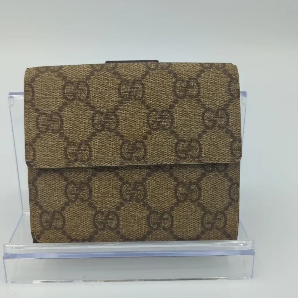 Gucci Tan and Brown Monogram Wallet - Picture 2 of 14
